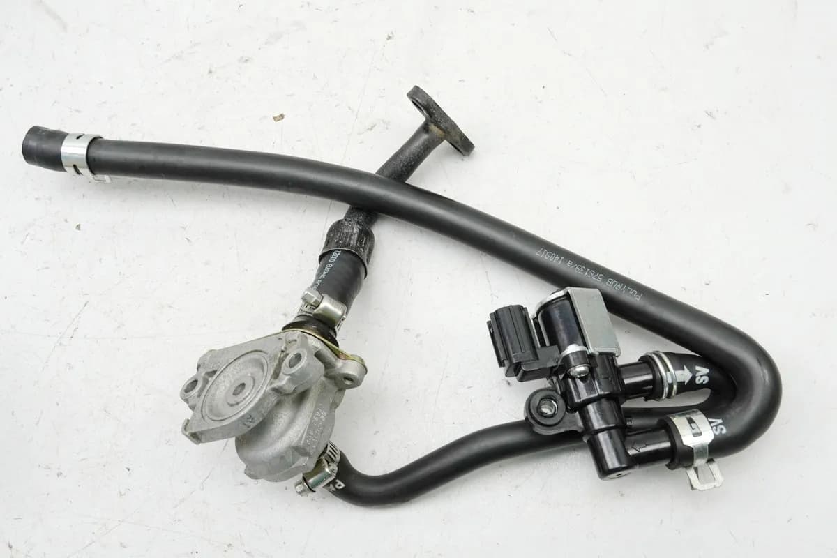 Royal Enfield Himalayan Sekundärluftsystem Ventil Motorentlüftung