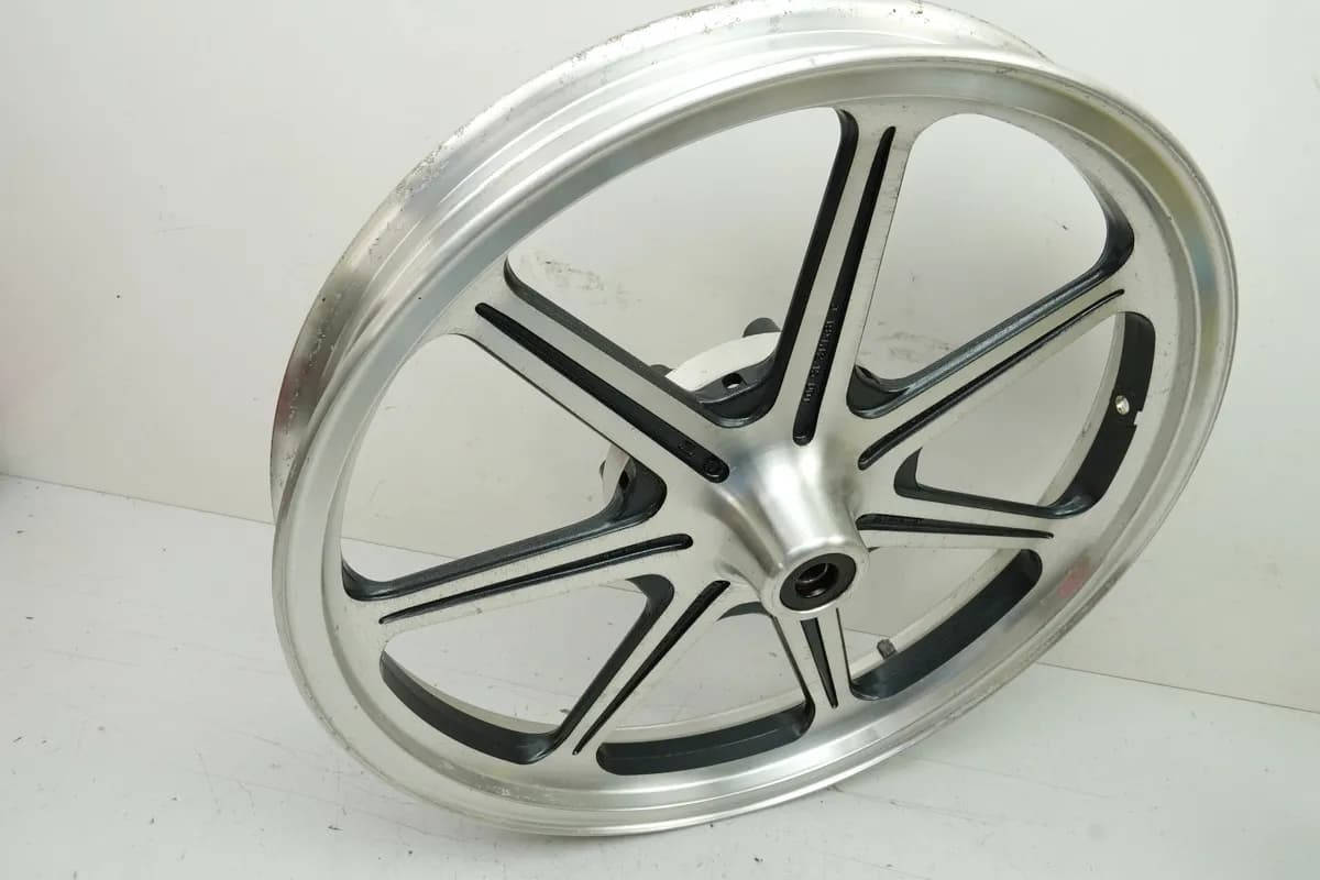 KAWASAKI EN 500 EN 500 A Felge vorn F - 1261 Vorderrad Wheel J 19 x 2.15