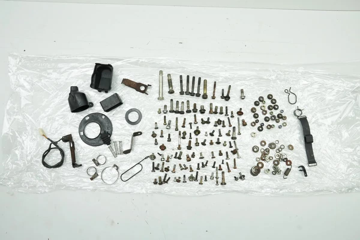 YAMAHA TDR 125 3XE Belgarda Schrauben & Kleinteile (Rahmen Fahrwerk Verkleidung)