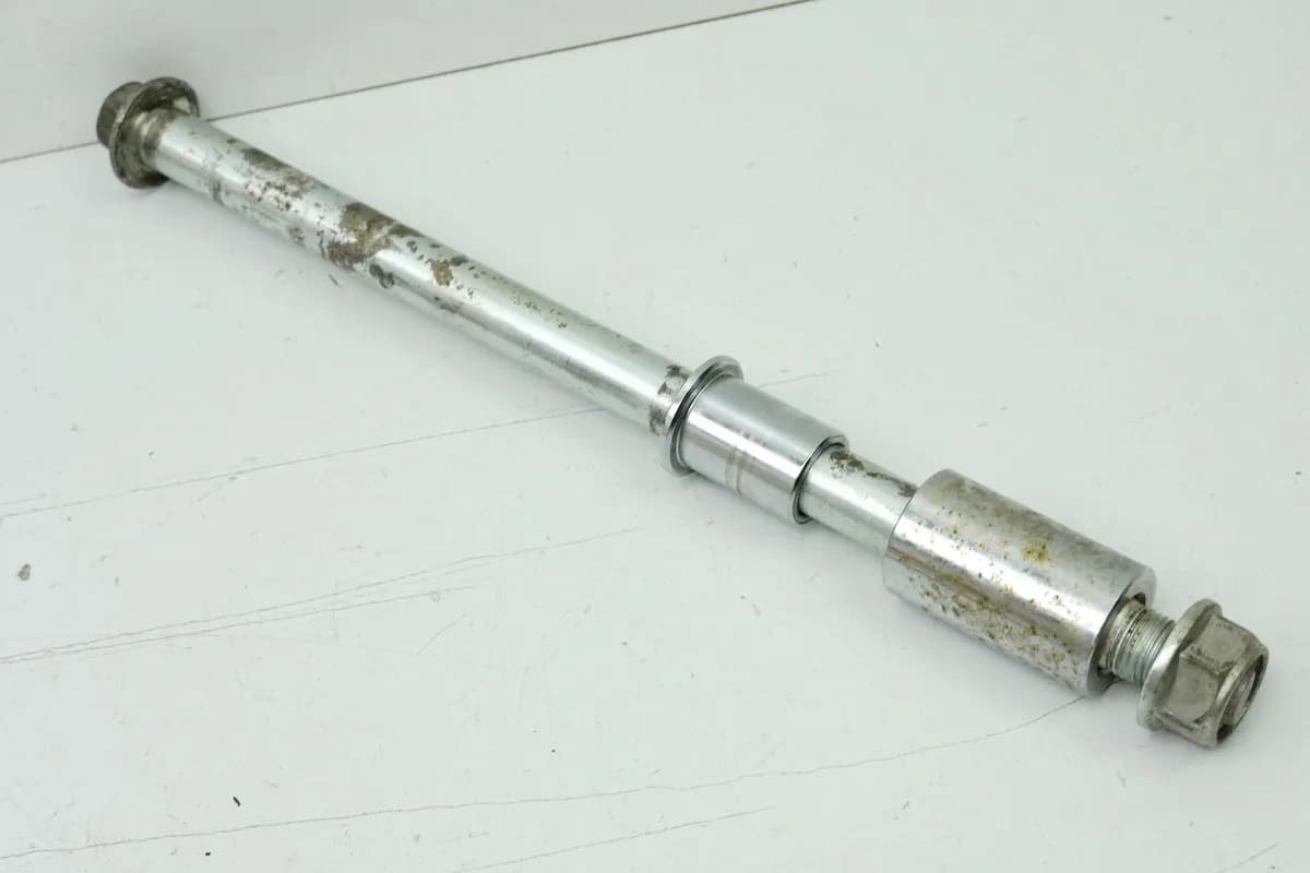 KYMCO ZING 125 RFBRF25AA Steckachse hinten Achse Distanzhülse für Felge 8785 km