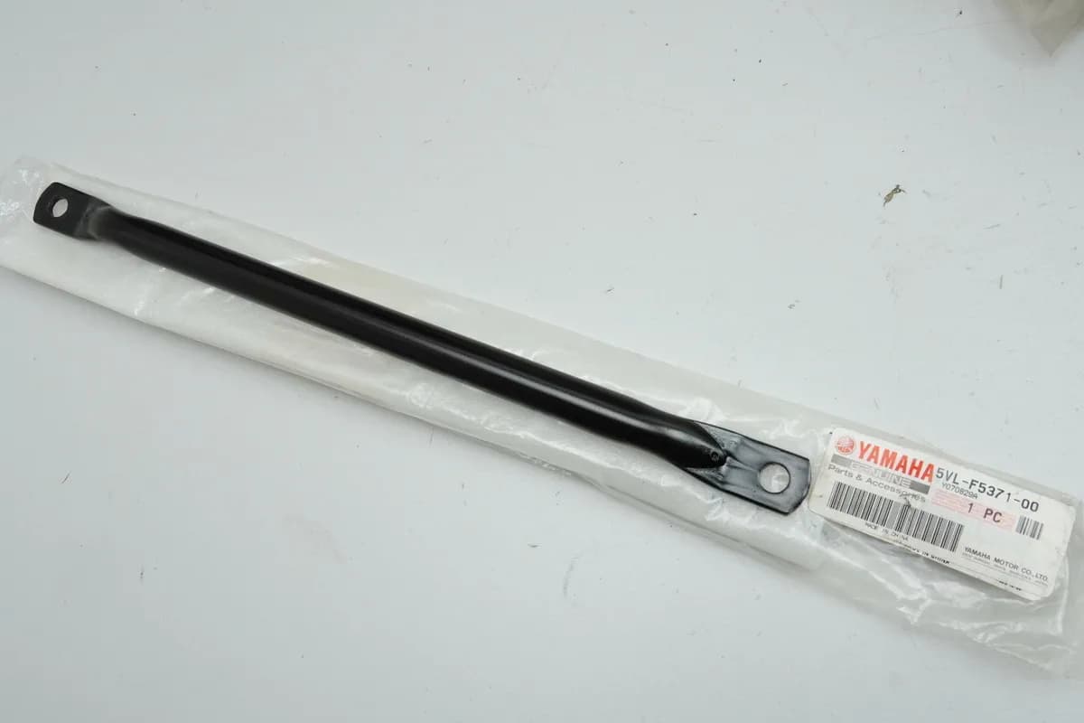YAMAHA YBR 125 RE05 RE03 Zugstange Strebe für Bremsanker Bremstrommel 5VLF537100