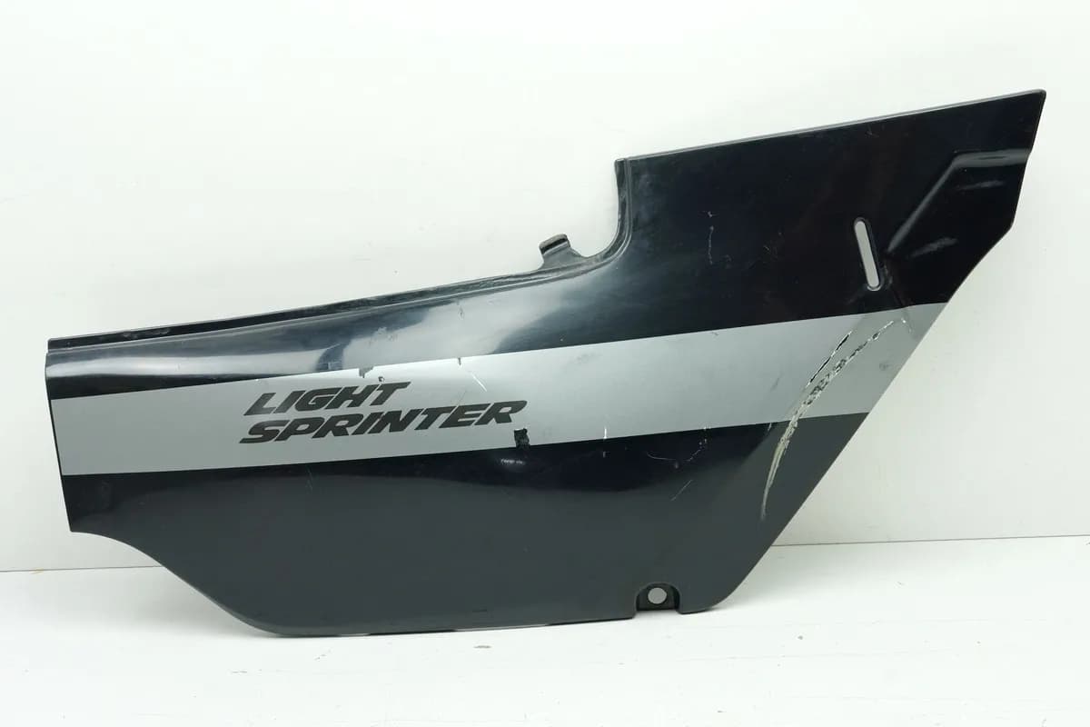 SUZUKI RG 80 GAMMA NC11A Seitendeckel rechts Abdeckung Cover Blende Verkleidung