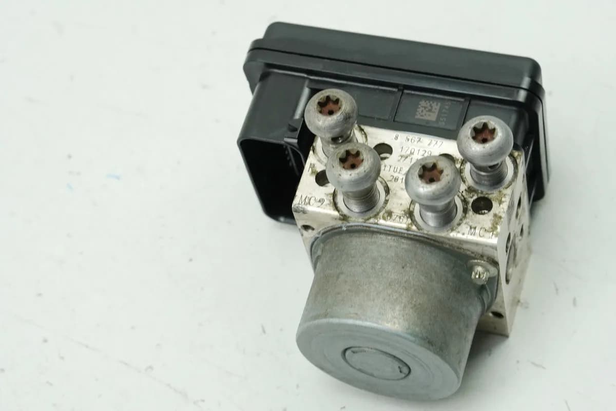 BMW R nine T Urban G/S 0J41 ABS Pumpe Druckmodulator Steuerteil Hydroaggregat