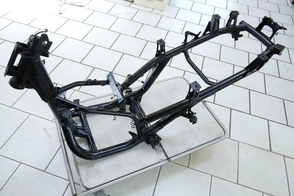 Honda NSS 125 AD JF69 Forza Rahmen & Dokumente COC unfallfrei Papiere