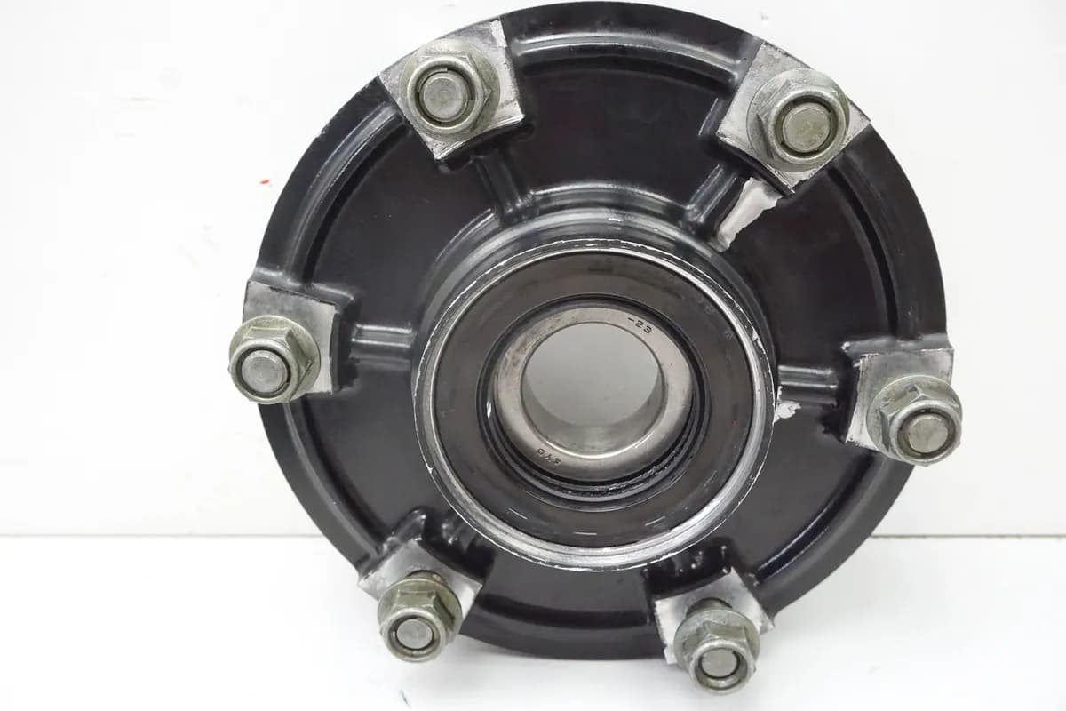 YAMAHA YZF R1 RN01 RN04 Kettenradträger Aufnahme Kettenrad 98-01