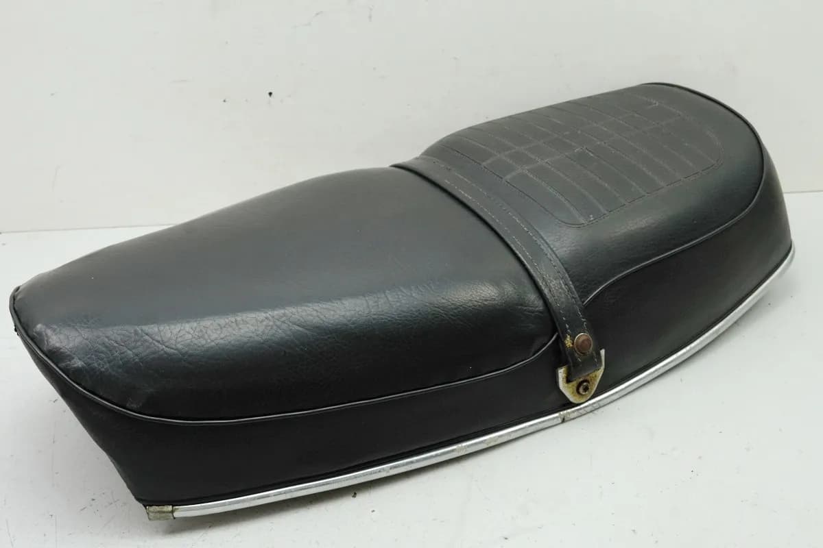 HONDA CB 250 G CB250G Sitzbank original Sitz Fahrersitz Sitzbezug 74-77