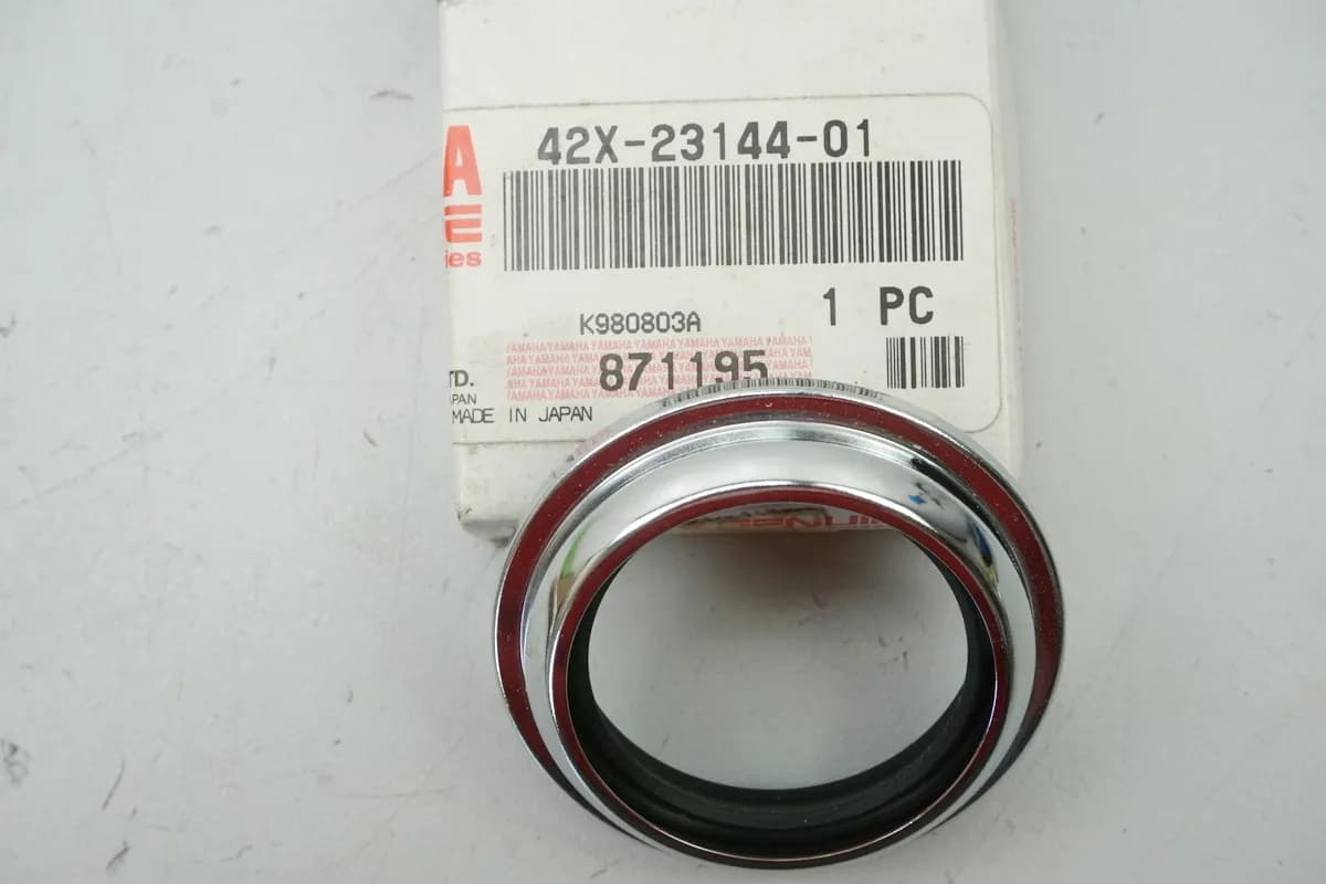 Yamaha Staubkappe Dichtung Gabel original 42X-23144-01 XJ XV - NEU