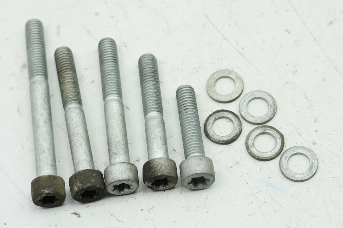 BMW R nine T Urban G/S 0J41 Schrauben Motor --> Getriebe Motorgehäuse