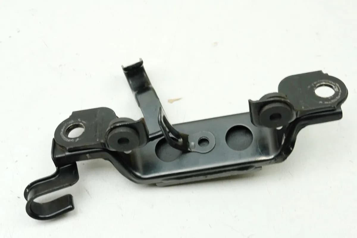 HONDA NTV 650 RC33 REVERE Halterung Hupe Träger Aufnahme Halteplatte