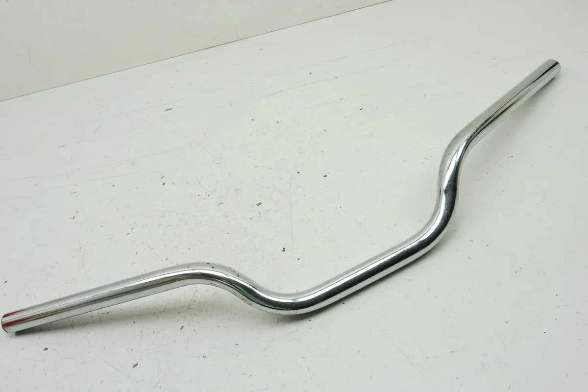 HONDA CB 250 G CB250G Lenker original Lenkstange Lenkrohr Chrom unfallfrei 74-77