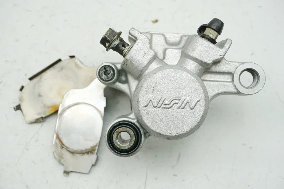 HONDA CBR 900 SC33 Bremssattel hinten Bremszange Brake Caliper