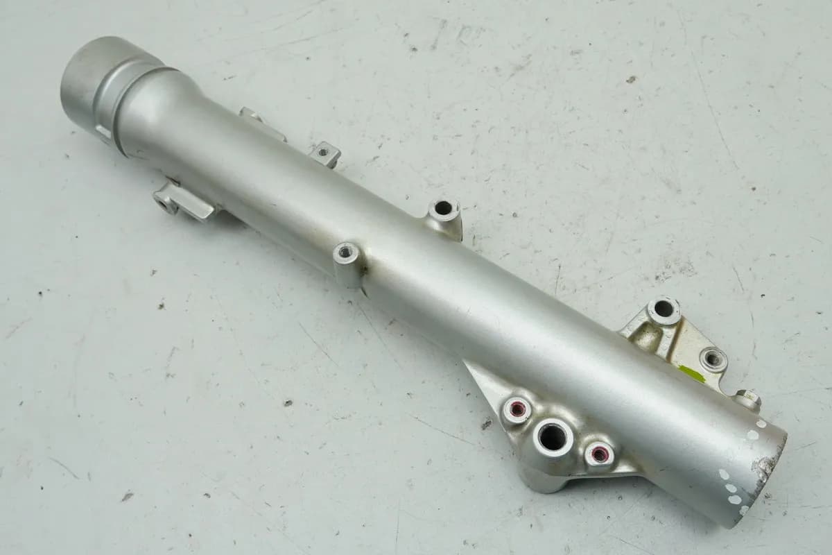 HONDA NX 650 RD02 Tauchrohr links Gabelfuß (für Gabel Gabelholm Standrohr)