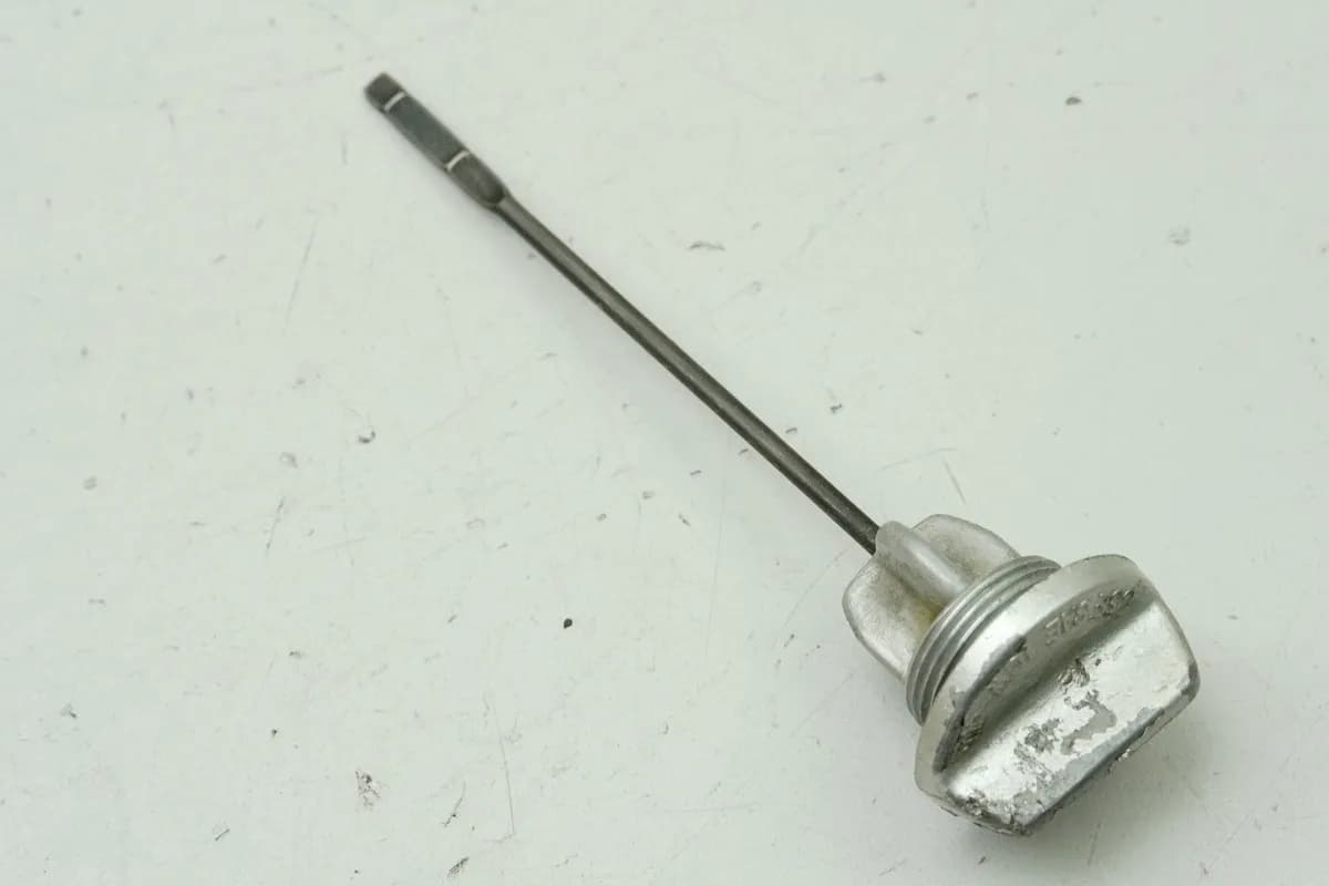 HONDA CB 250 G CB250G  Ölmeßstab Peilstab Motoröl Ölstab (für Motor) 74-77