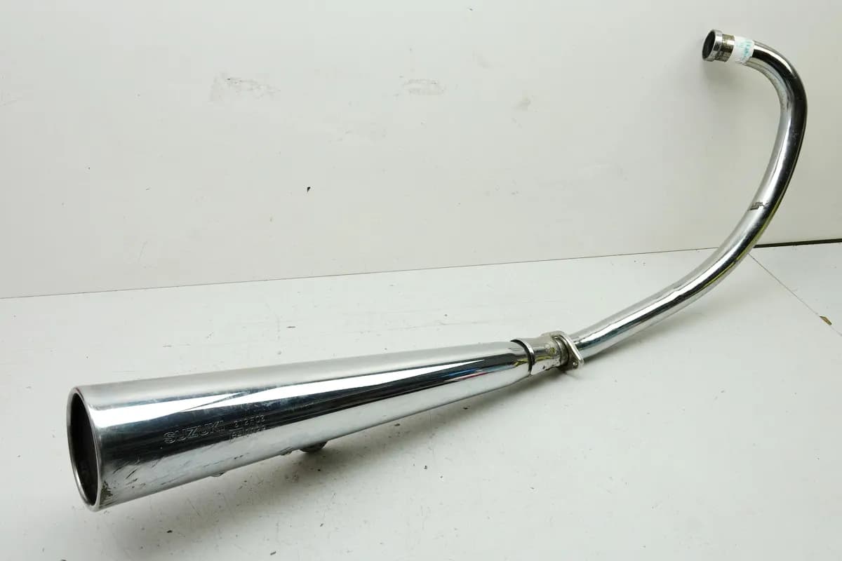 SUZUKI GZ 125 MARAUDER Auspuff original Schalldämpfer Krümmer Auspuffanlage