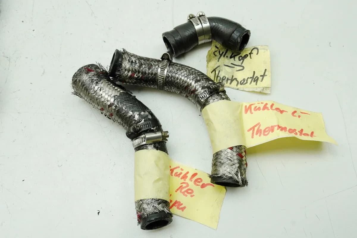 YAMAHA TDM 900 RN08 Kühlerschlauch Schlauch Kühler Kühlmittel Kühlsystem