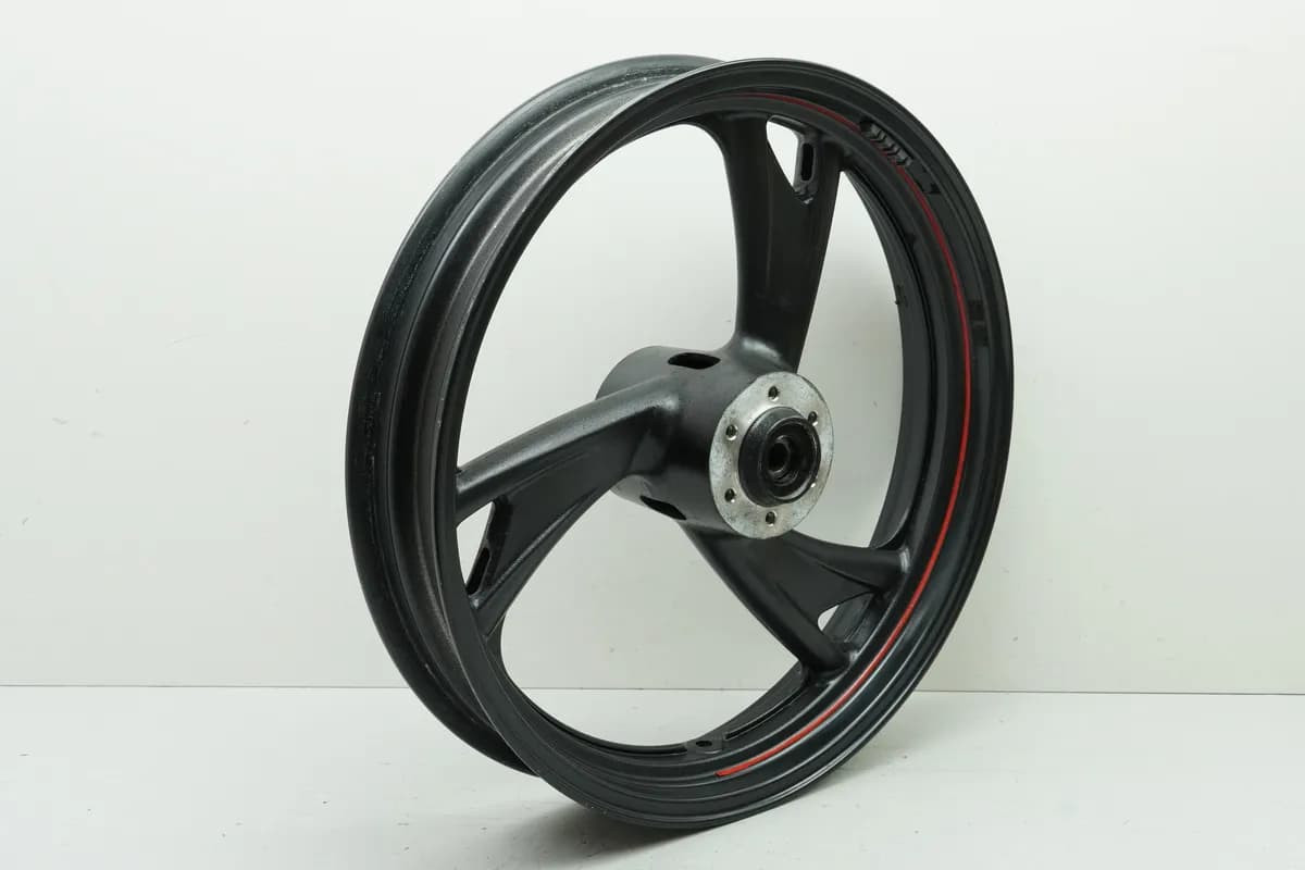 YAMAHA TDM 850 4TX Felge vorn Vorderrad Wheel J 18 x MT3.00 F-58 unfallfrei