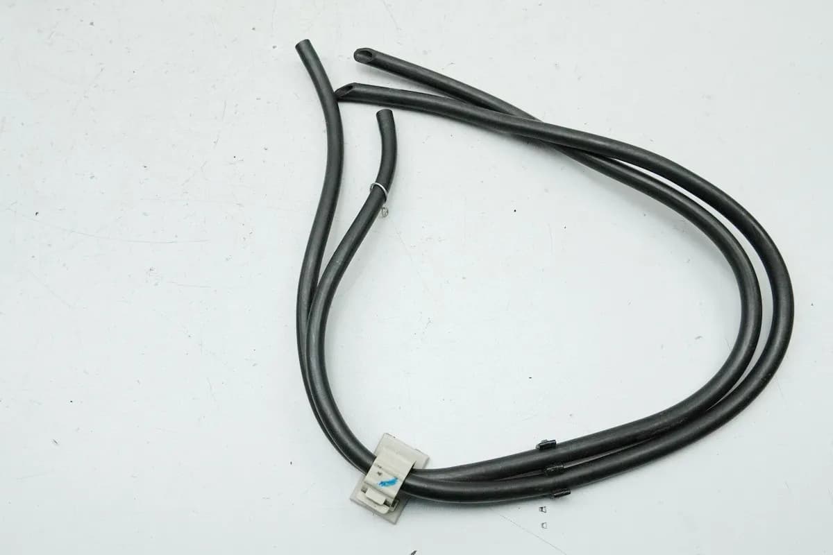 YAMAHA R6 RJ05/ RJ09 Schlauch Tank Schläuche Überlauf Entlüftung 03-05