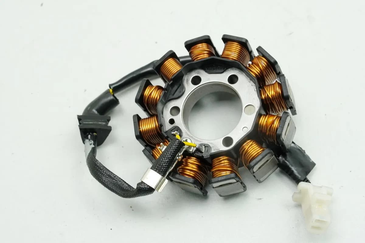 HONDA CB 125 R JC91 Lima Stator original Lichtmaschine Generator (für Motor)