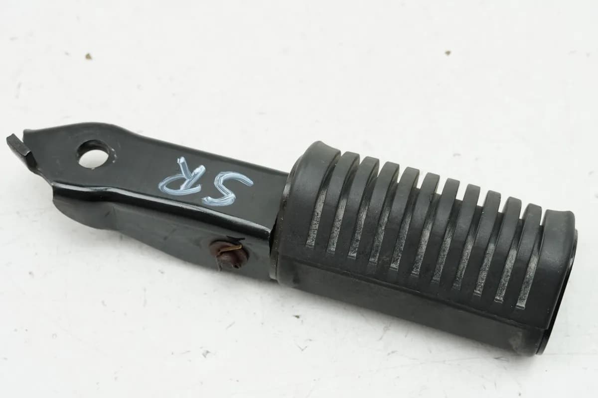 HONDA CA125 JC26 REBEL Fußraste Sozius rechts Halter Halteplatte Träger