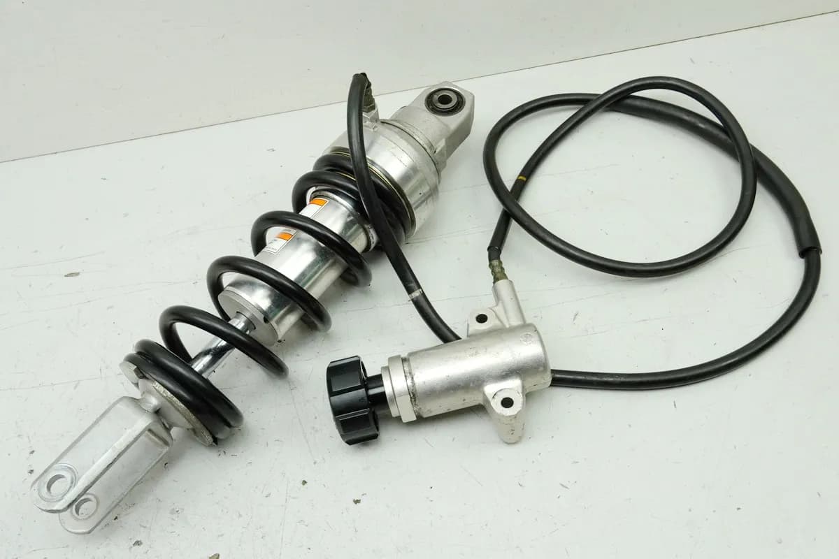 SUZUKI AN 400 WVAU BURGMAN Federbein Stoßdämpfer original Shock Absorber K1 K2