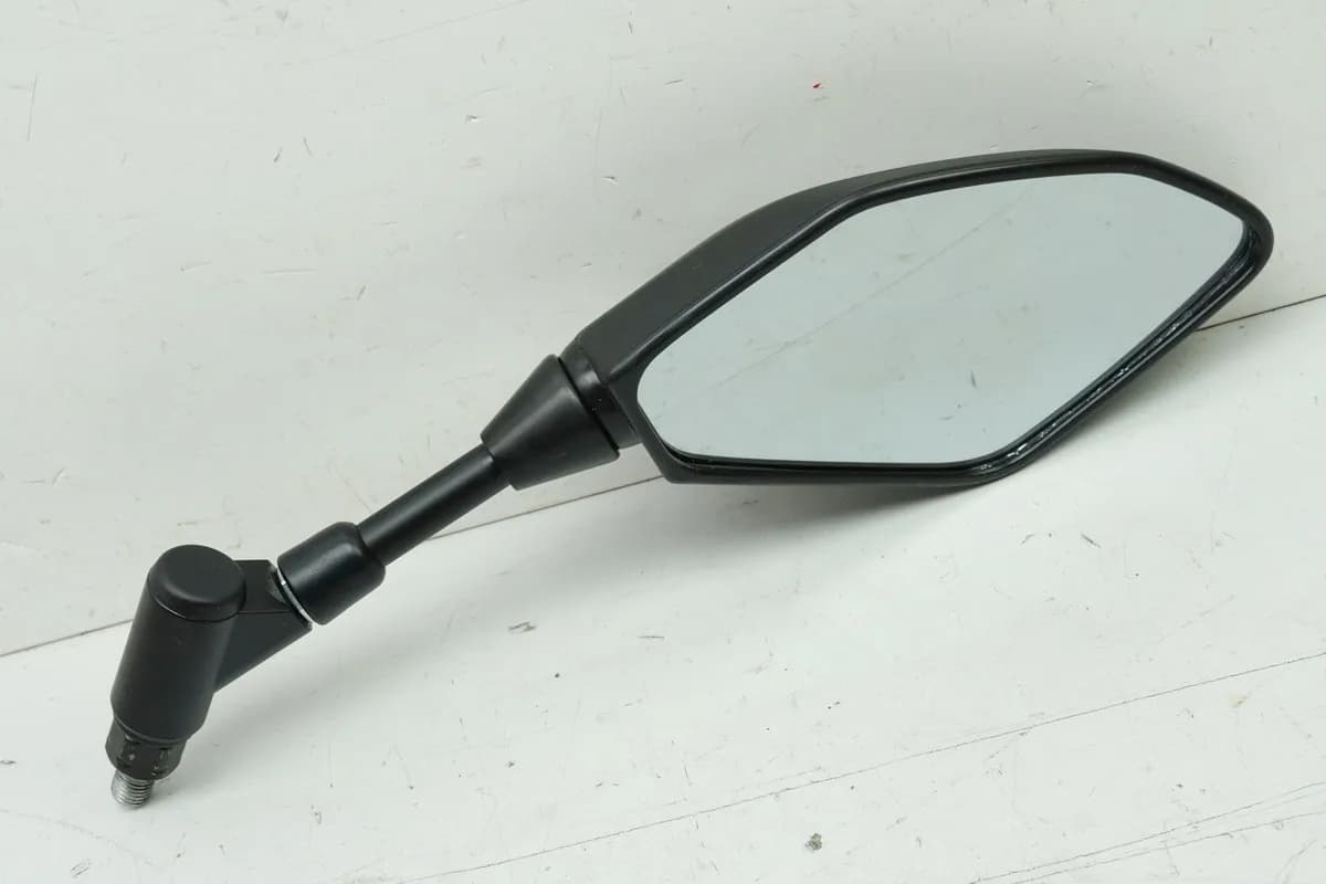 YAMAHA MTN 1000 MT10 RN78 Spiegel rechts original Rückspiegel Spiegelglas 4550km