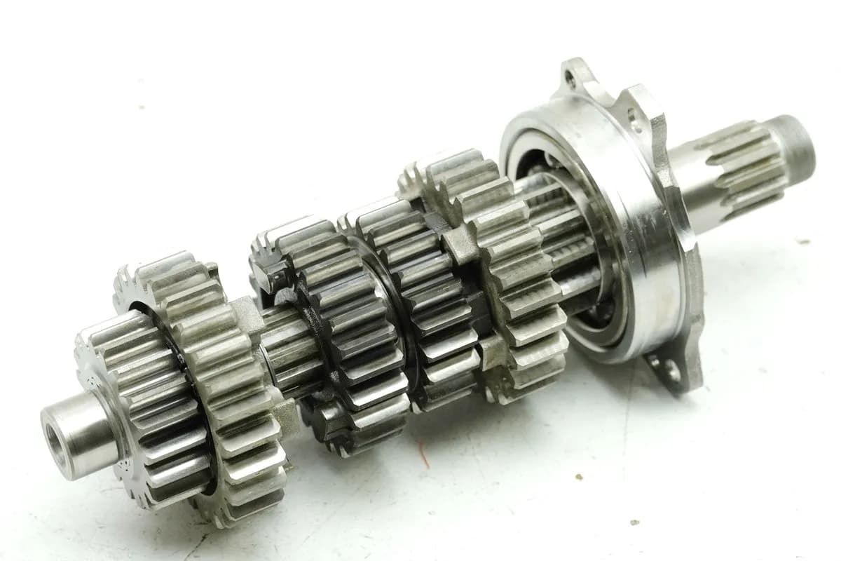 YAMAHA TDM 900 RN08 Getriebe Hauptwelle Getriebewelle Zahnräder (für Motor)