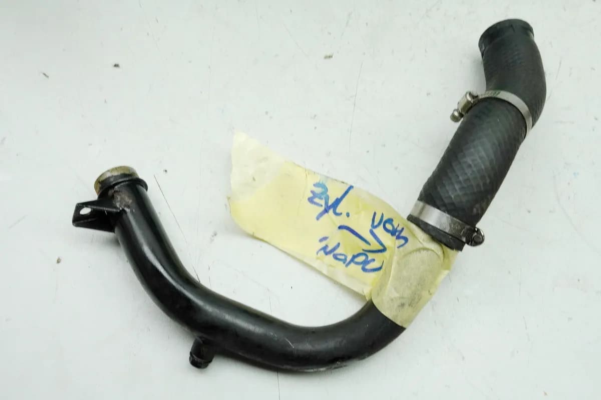 KAWASAKI ZZR 1100 D ZXT10D G Kühlerschlauch Zylinder vorn --> Wasserpumpe