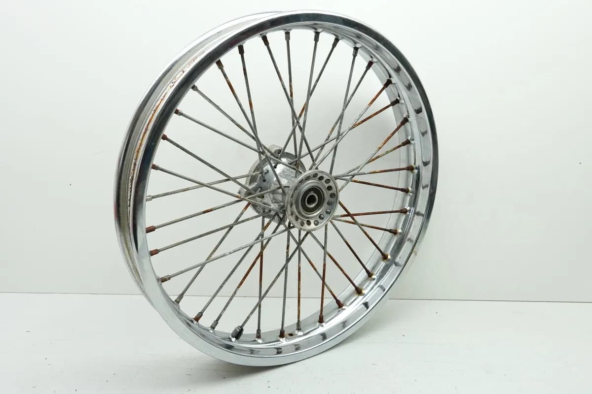 SUZUKI LS 650 NP41A/ B SAVAGE Felge vorn Vorderrad Nabe Speichen J19 x 2.15