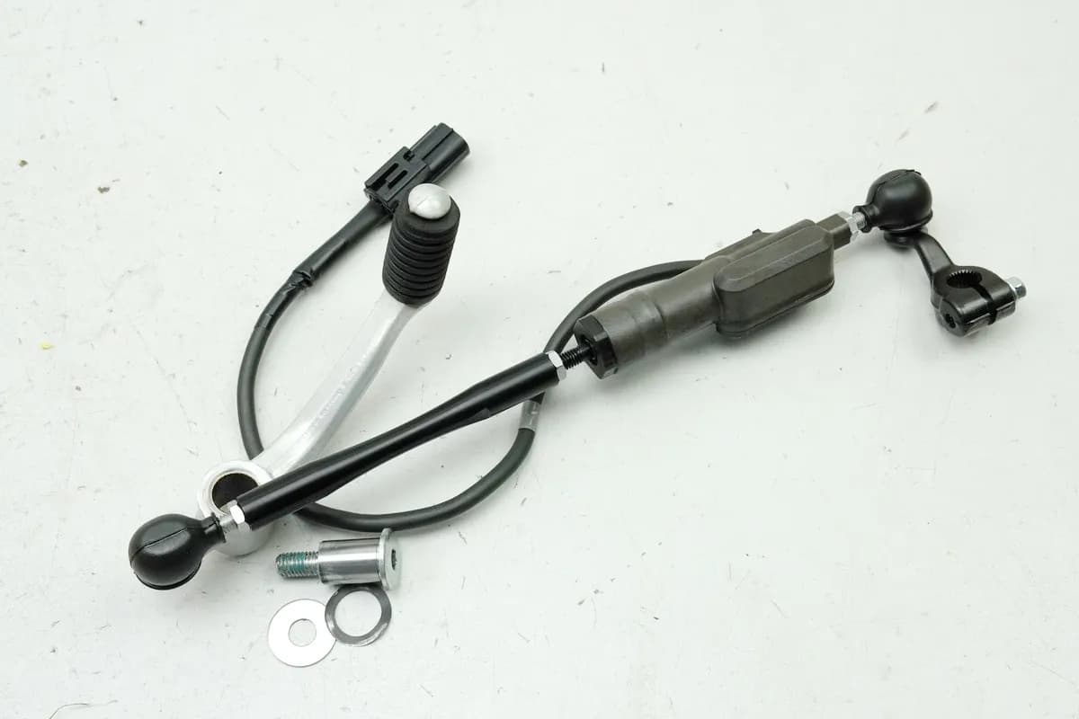 YAMAHA MTN 1000 MT-10 RN78 Schalthebel Ganghebel Gestänge Schaltautomat Quick