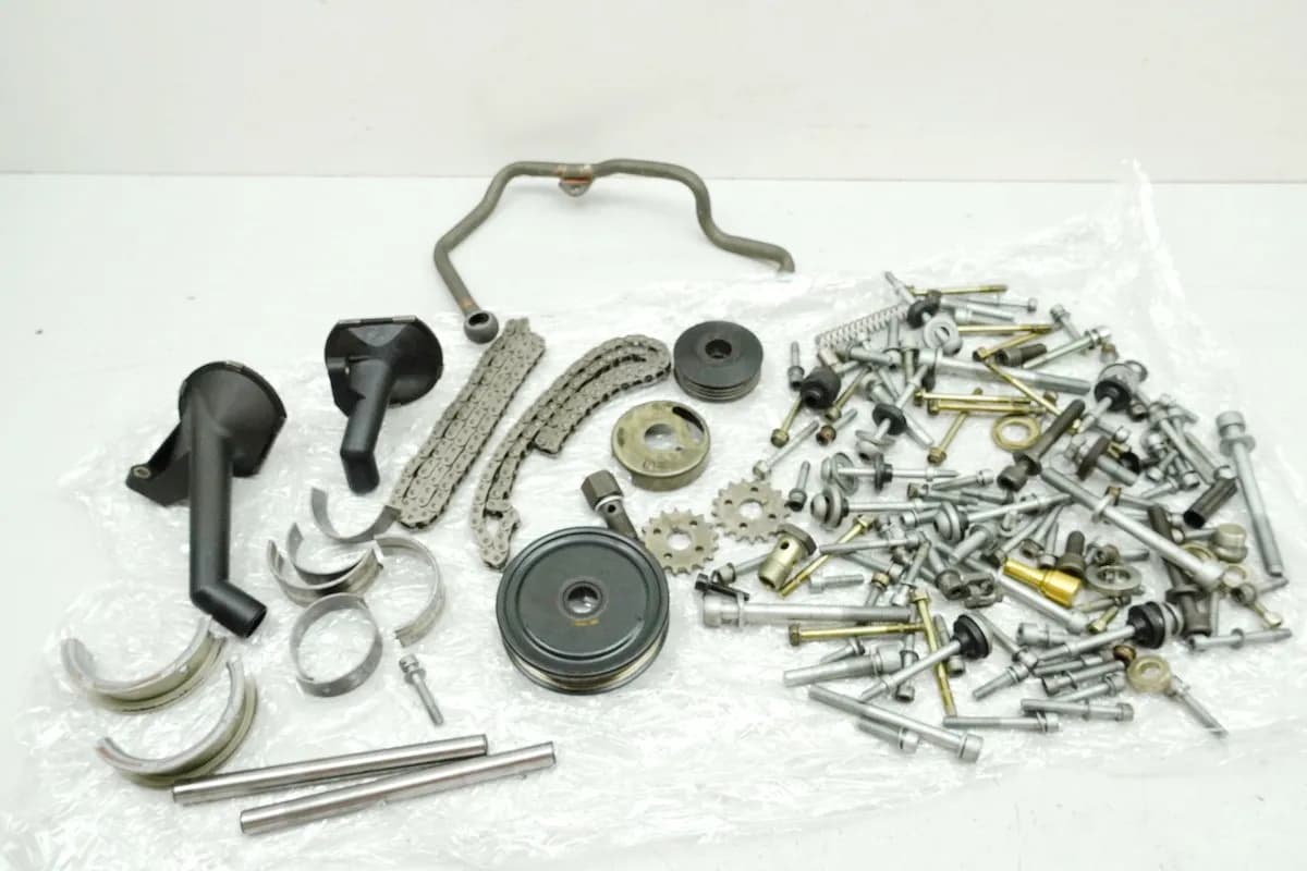 BMW R 1150 R R21 Schrauben Kleinteile Mutter (für Motor Motorgehäuse Zylinder)