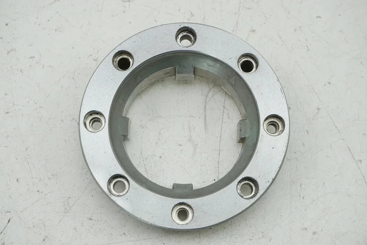 YAMAHA FZR 600 R 3HE Halter Tankdeckel Ring Tank Gehäuse