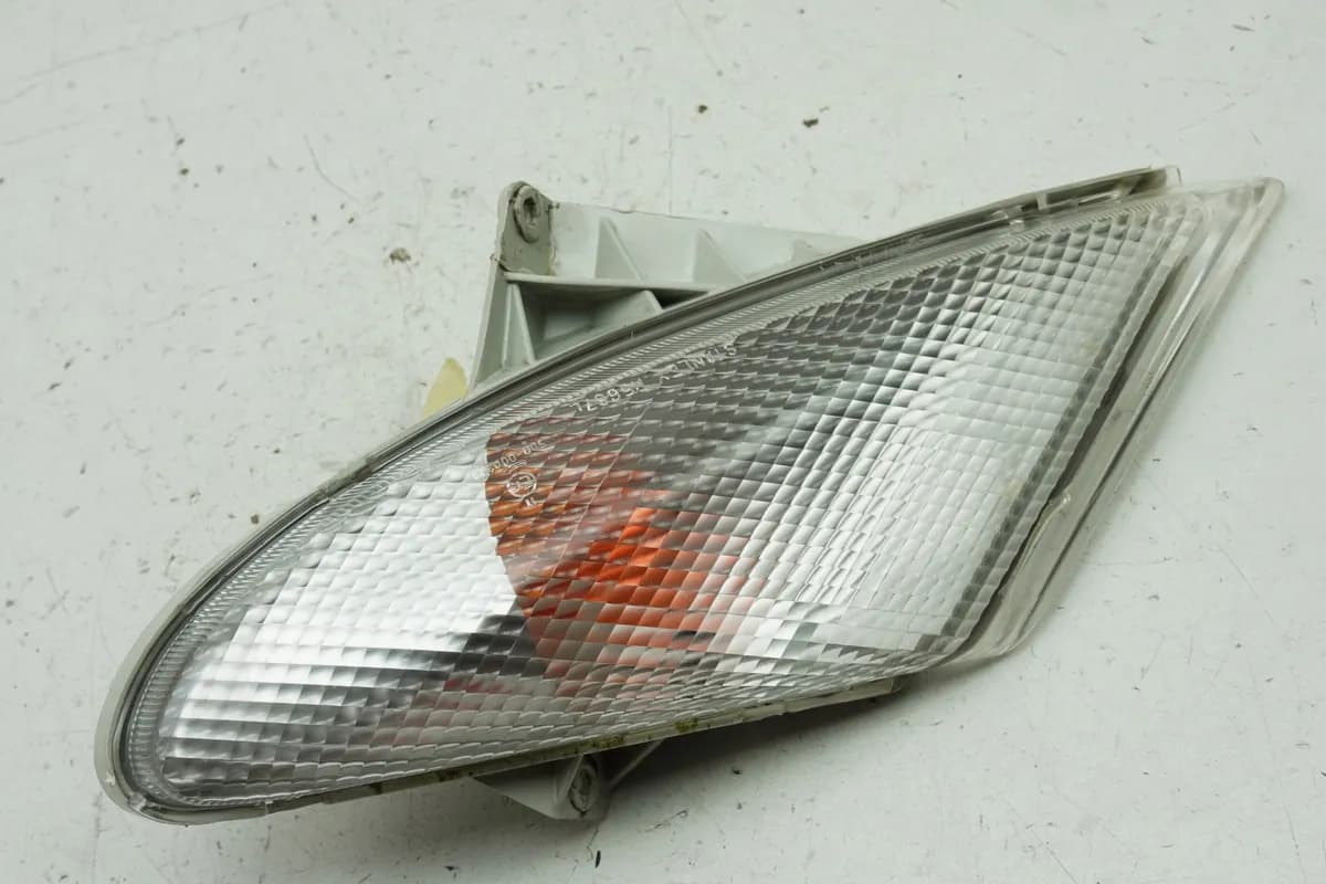 SUZUKI AN 400 WVAU BURGMAN Blinker links vorn Blinkleuchte Blinkgerglas K1 K2