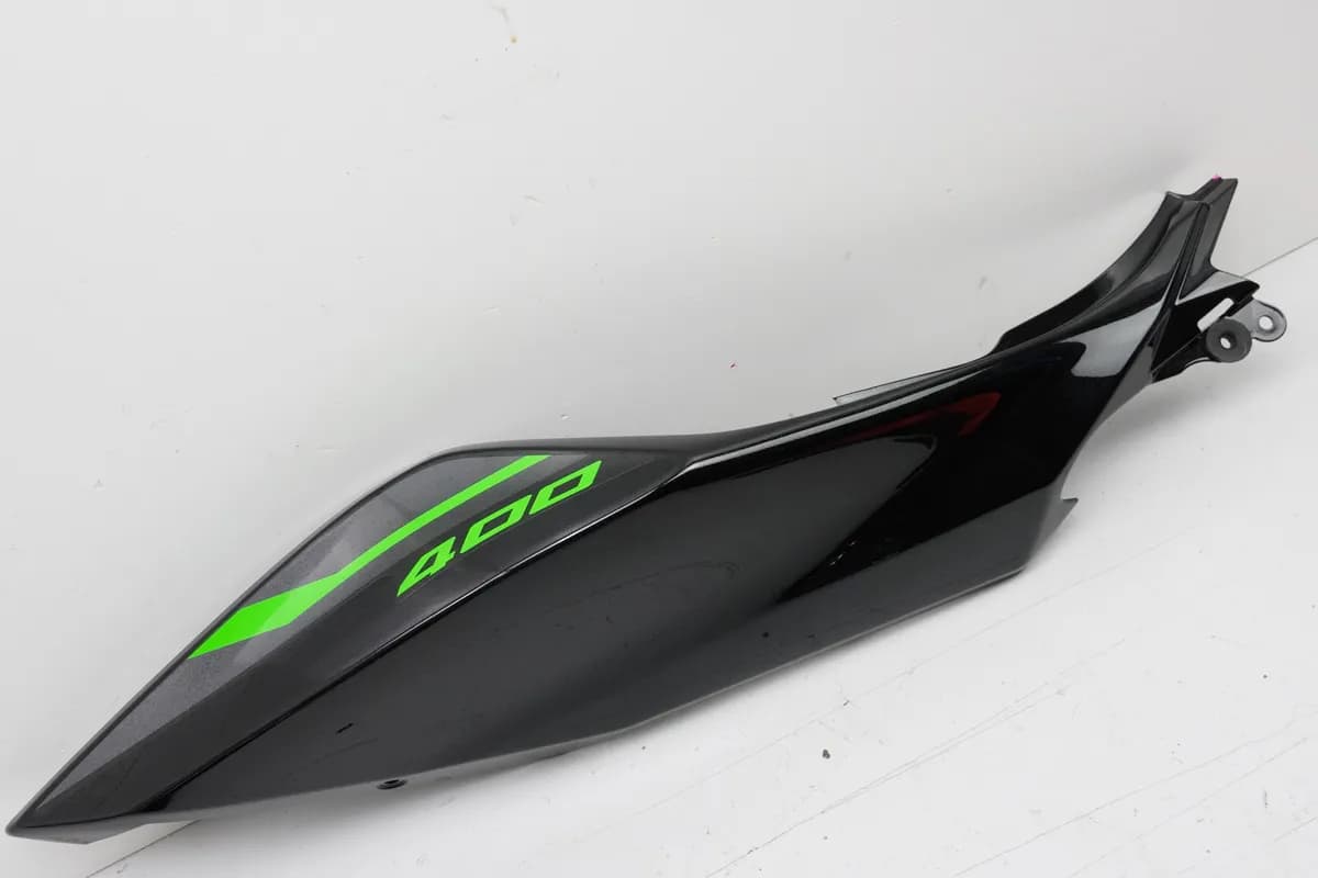 Kawasaki Ninja 400 EX400G Heckverkleidung rechts Abdeckung Cover neu 2020