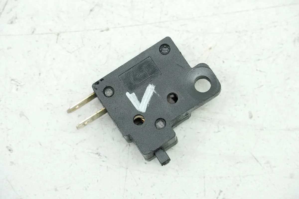 KYMCO PEOPLE GT 300 i V4 Bremslichtschalter rechts vorn (vorderer BLS)