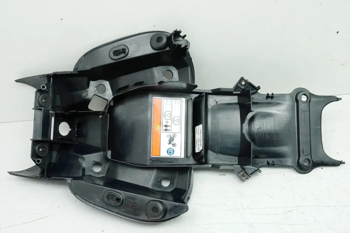 HONDA CB 125 R JC91 Kotflügel hinten Radlauf Fender Spritzschutz Verkleidung