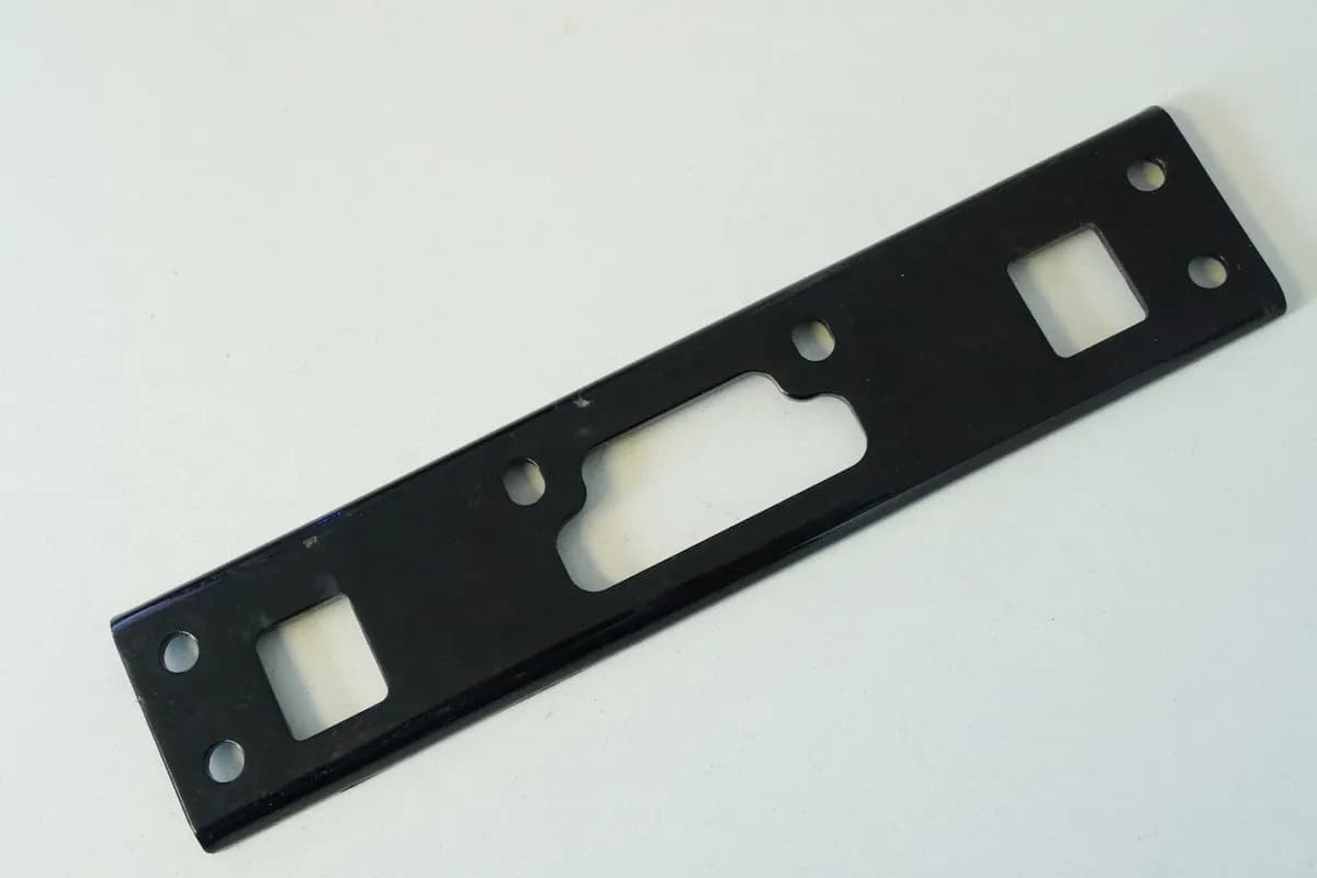 KAWASAKI NINJA 250 R EX250K Halterung Fahrersitz Strebe Halteplatte 11055-0358