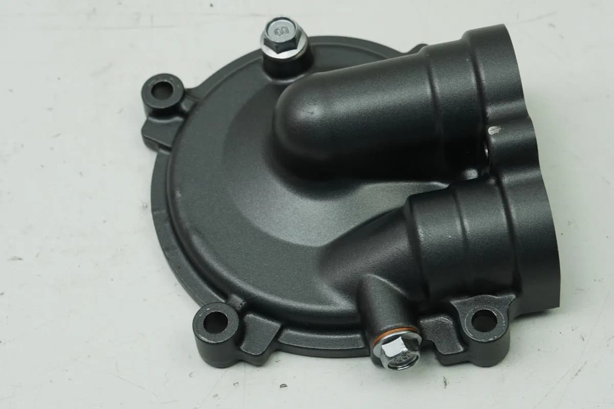 YAMAHA MTN 1000 MT-10 RN78 Motordeckel Wasserpumpe Cover (für Motor) 4550 km