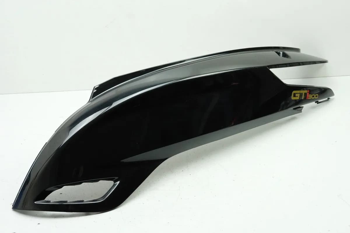 KYMCO PEOPLE GT 300 i V4 Heckverkleidung links Seitenteil Abdeckung Cover