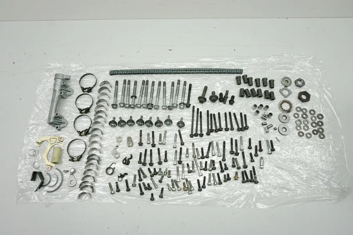 YAMAHA FZR 600 R 3HE Motor - Schrauben & Kleinteile