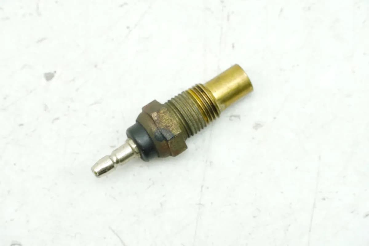 YAMAHA TDM 850 4TX Temperaturfühler Sensor Wasser (im Thermostat)