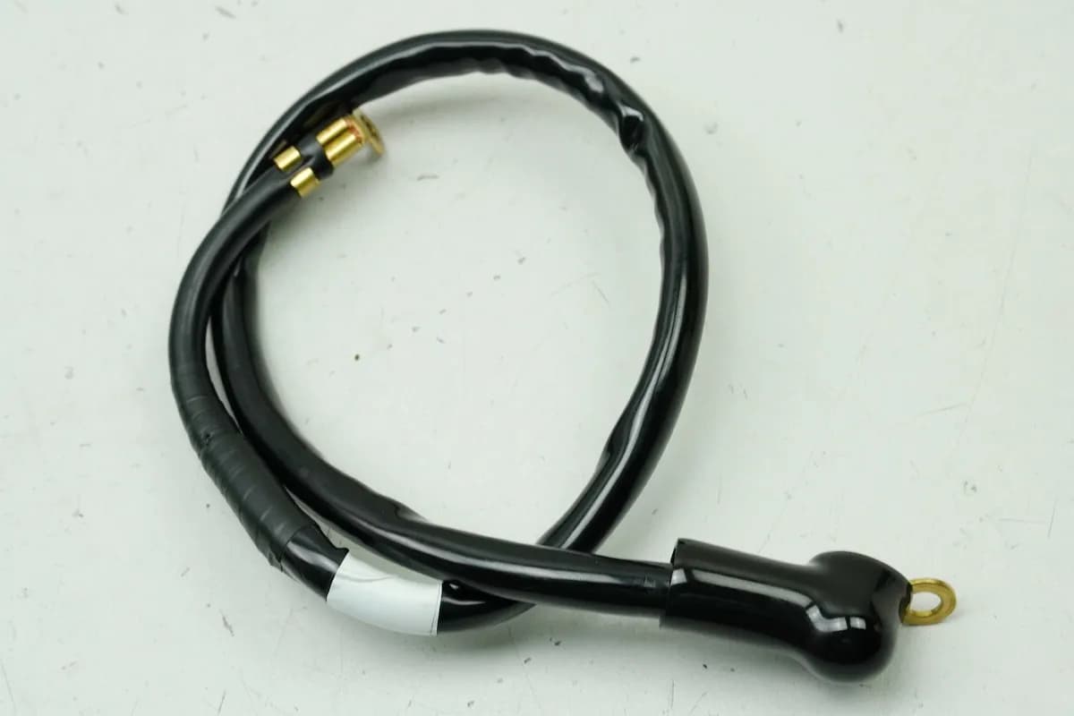 YAMAHA MTN 1000 MT-10 RN78 Anlasserkabel Kabel für Anlasser (Kabelbaum) 4550 km