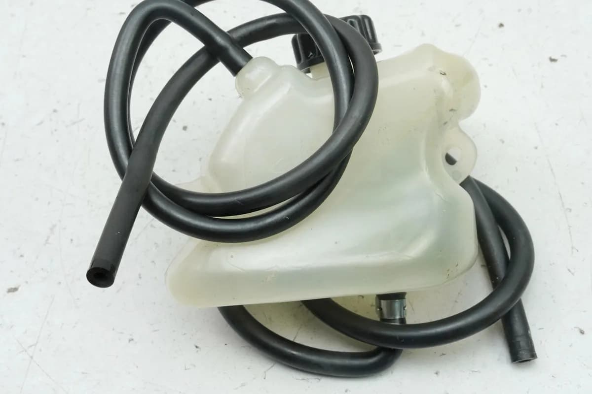KAWASAKI Z 650 ER650HA2 Kühlmittelbehälter Ausgleichsbehälter Kühlmittel (Kühler