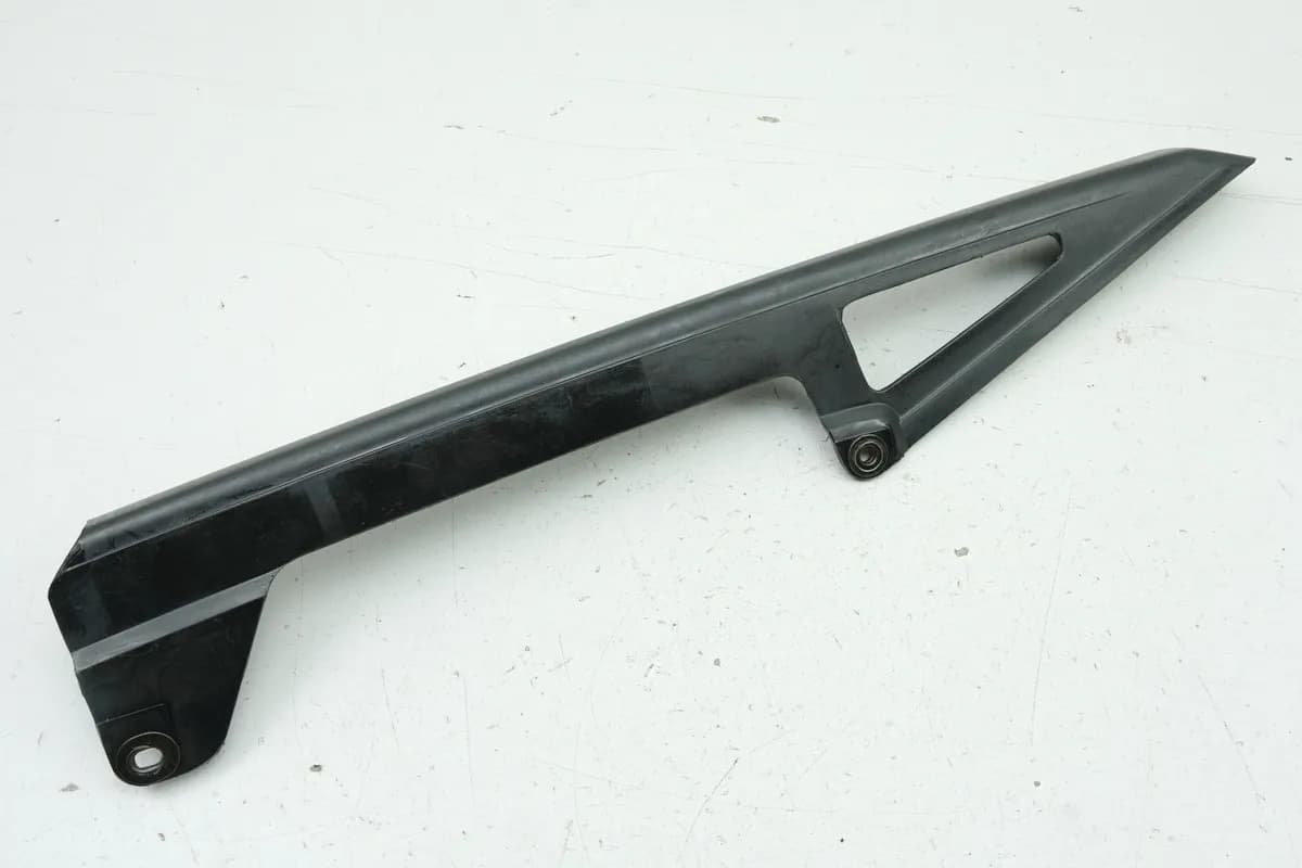 HONDA CBR 125 JC39 Kettenschutz Kettenkasten Abdeckung Schwinge 40510-KW6X-6700