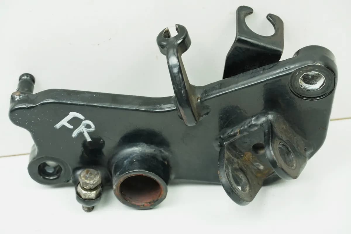 KAWASAKI VN 750 A-D Vulkan Twin Fußrastenplatte Fahrer rechts Halter Fußraste