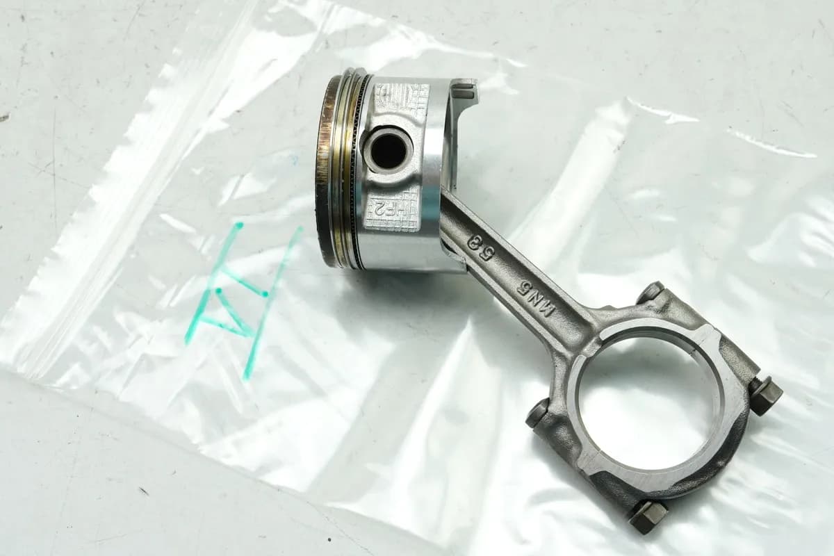 Honda GL1500 F6C Valkyrie SC34 Kolben links + Pleuel Pleuelstange (für Motor)