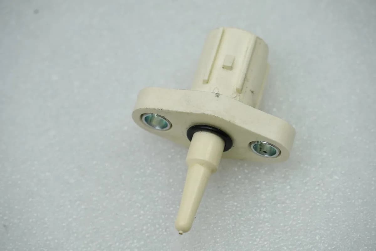 HONDA CBR 600 RR PC40 Temperaturfühler Sensor Airbox Lufttemperatursensor 07-13