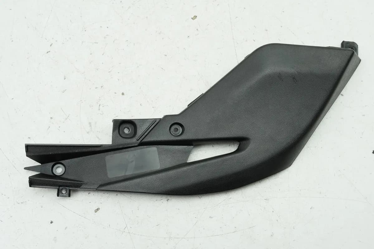 KYMCO PEOPLE GT 300 i V4 Abdeckung Fußraste links Cover Seitendeckel Verkleidung
