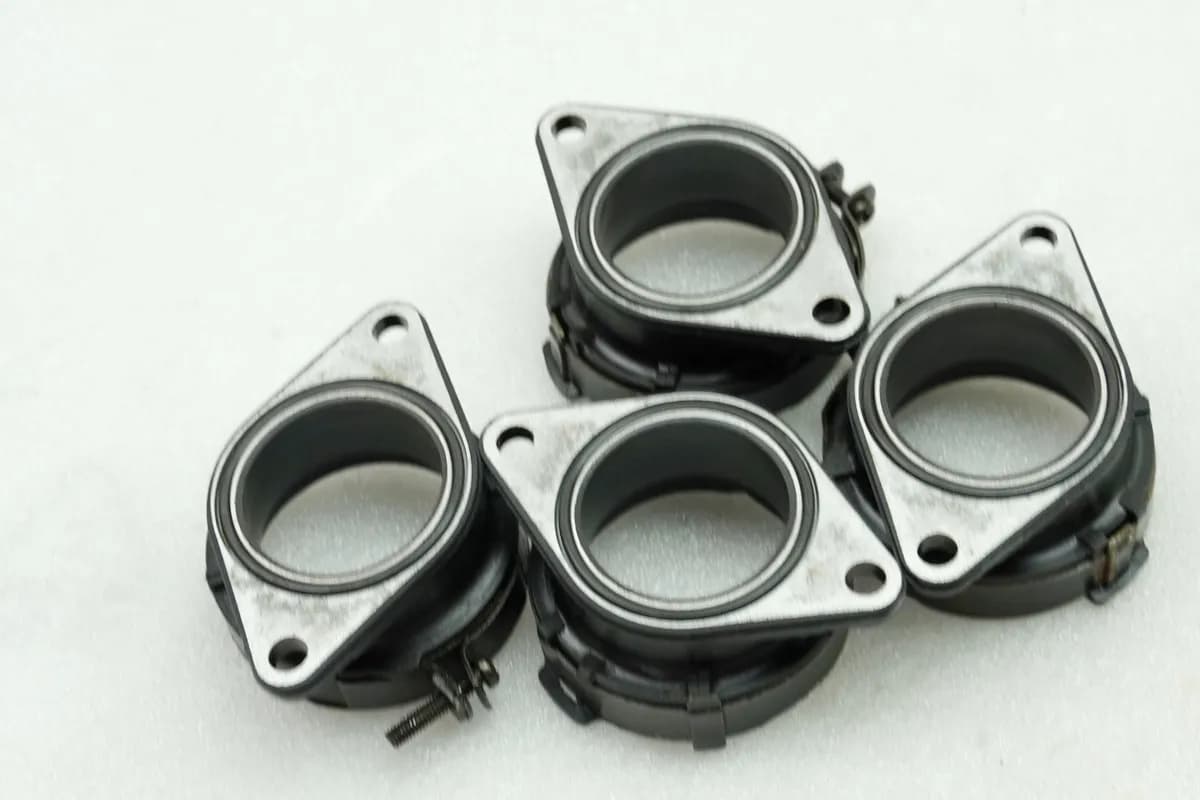 KAWASAKI ZX-7R ZX750P N Ansaugstutzen Satz original (für Motor Vergaser) 96-03