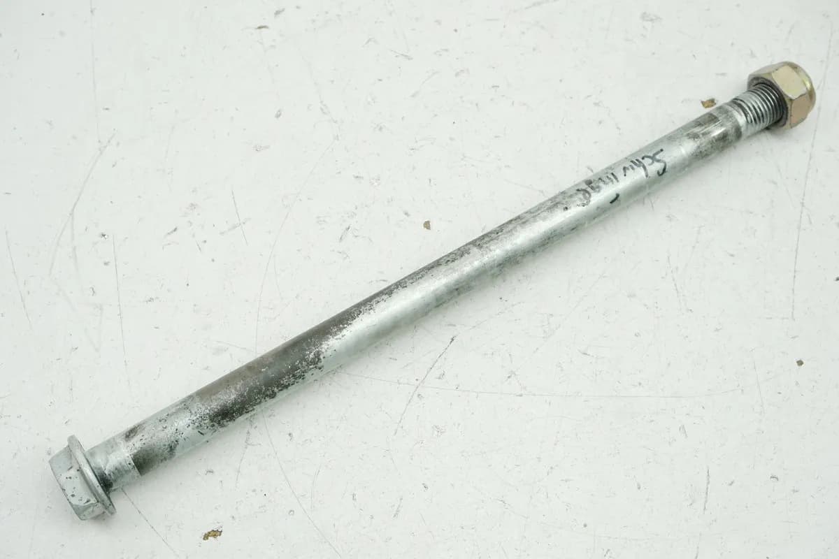 KAWASAKI EL 250 B ELIMINATOR Schwingachse Achse Schwinge