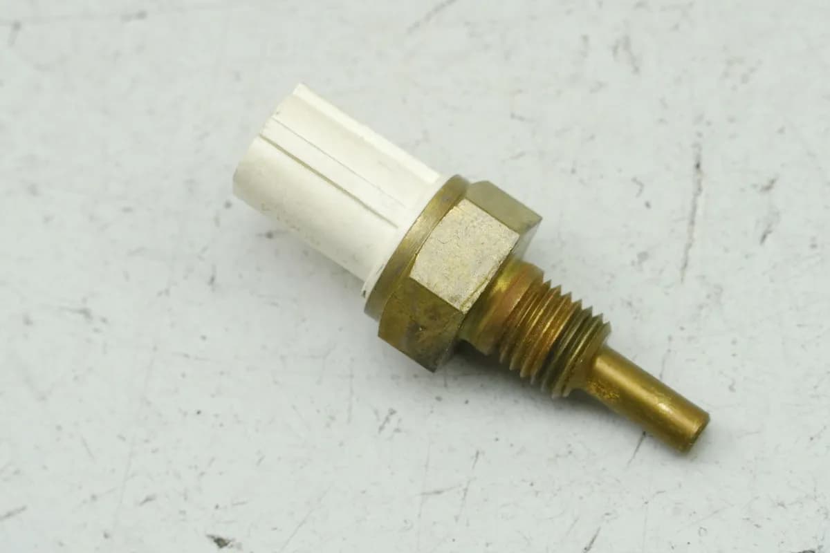 KAWASAKI Z 650 ER650HA2 Temperaturfühler Sensor Wasser (für Zylinderkopf Motor)